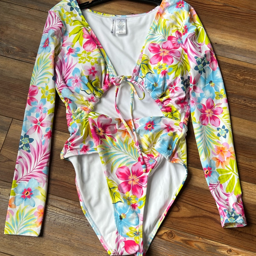 Celebrity Pink Women's Long Sleeve One Piece Swimsuit Rash Guard Swimwear Size M